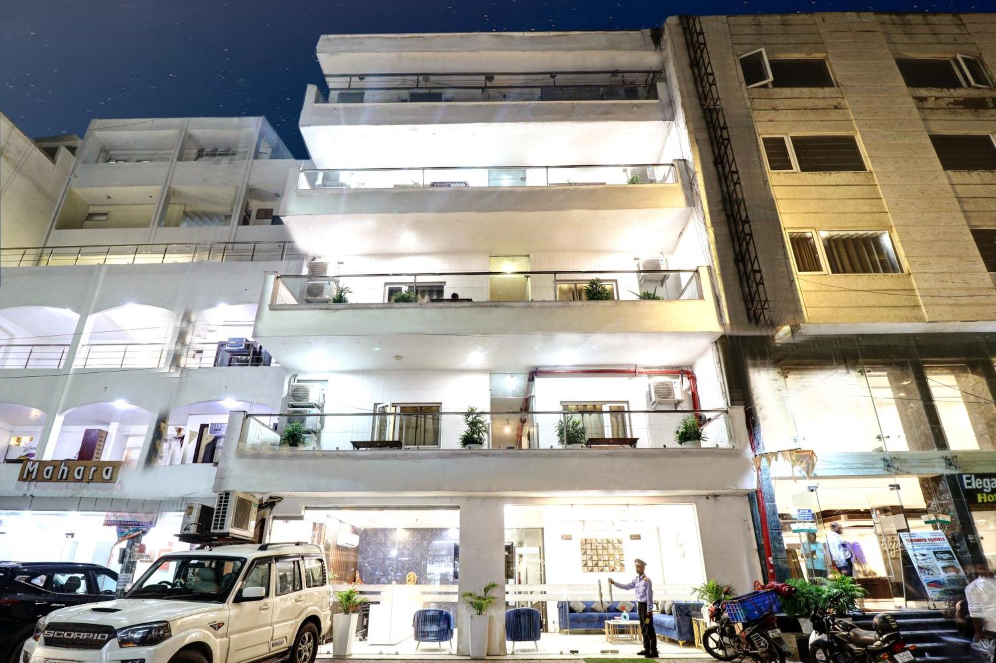 Hotel Emporio Dx - New Delhi Railway Station - Paharganj Exteriör bild